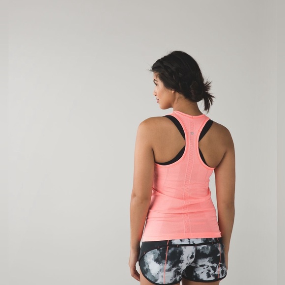 Lululemon Swiftly Tech Racerback - Picture 2 of 6